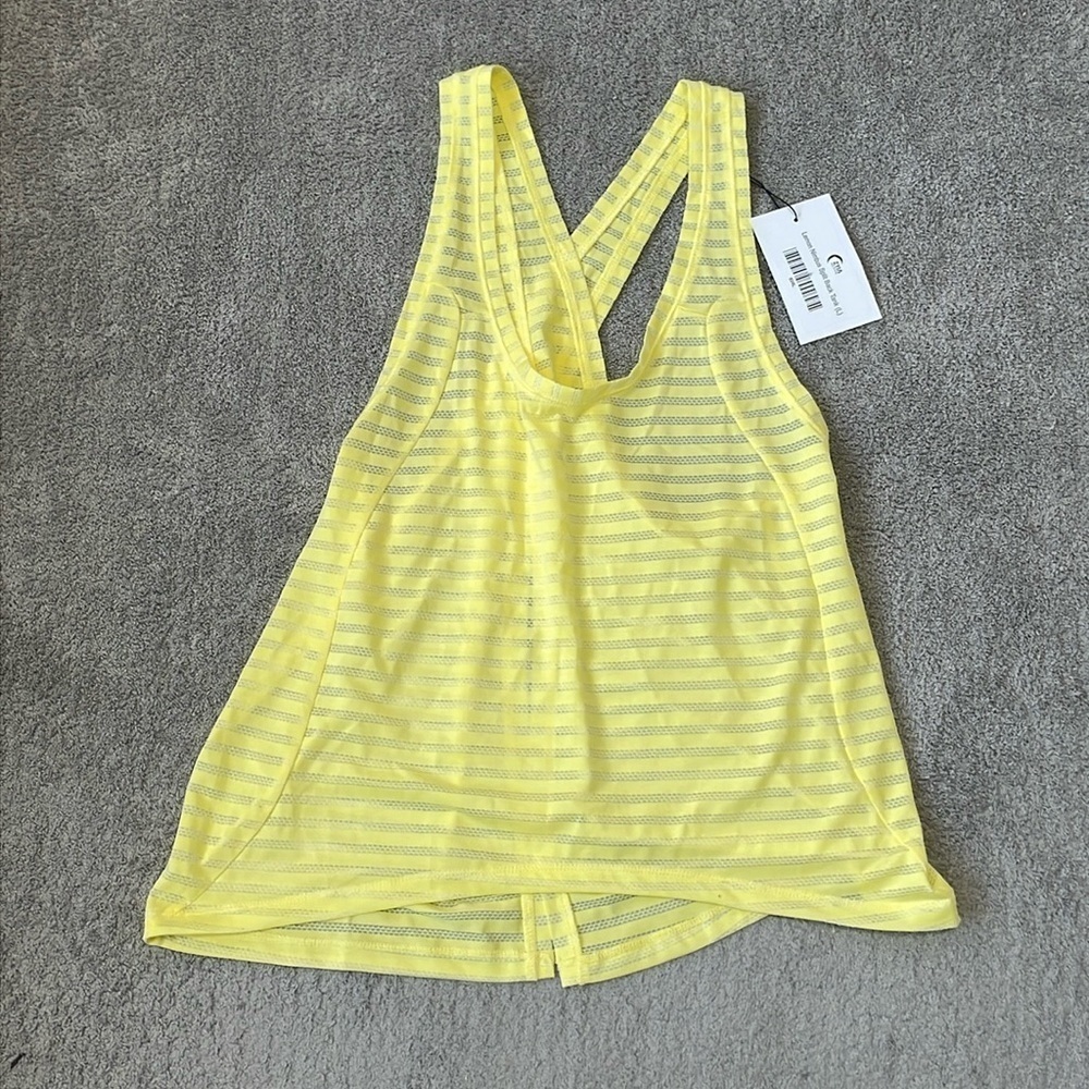NWT ZYIA Lemon Nimbus Split Back Tank - Size Large